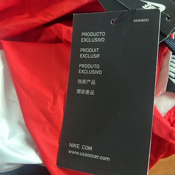 NIKE USA Windrunner jacket - Picture 8 of 10